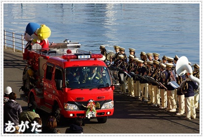 県分団車の行進