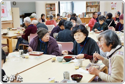 早春友の会 お食事会の様子